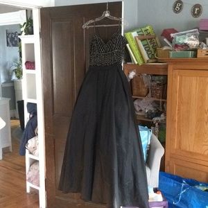 Gorgeous formal prom dress